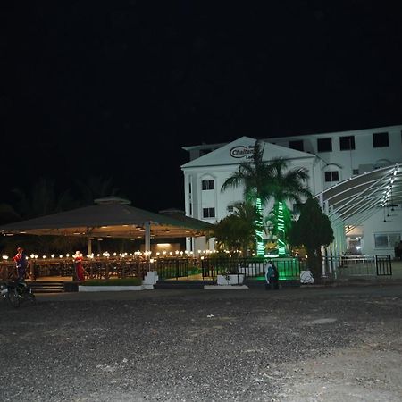 Hotel Chaitanya Lodging Supe Exterior foto